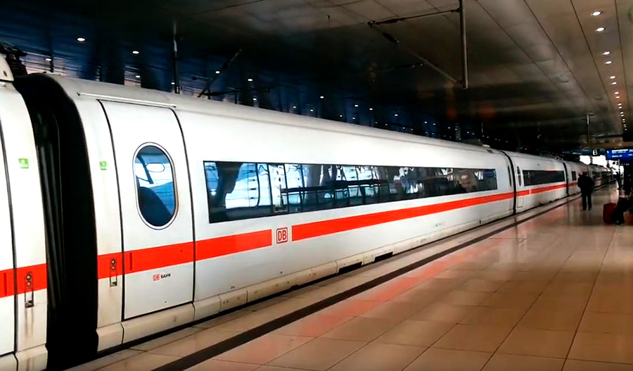 Поезда DB в аэропорту Франкфурта-на-Майне