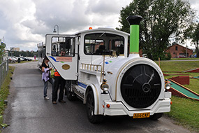 Прогулочный экскурсионный паровозик в Лаппеенранте